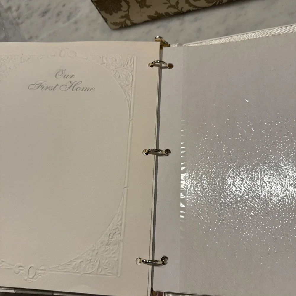 Beverly Clark Vintage 1996 Wedding Memories Photo Album Ivory Satin Floral Boxed